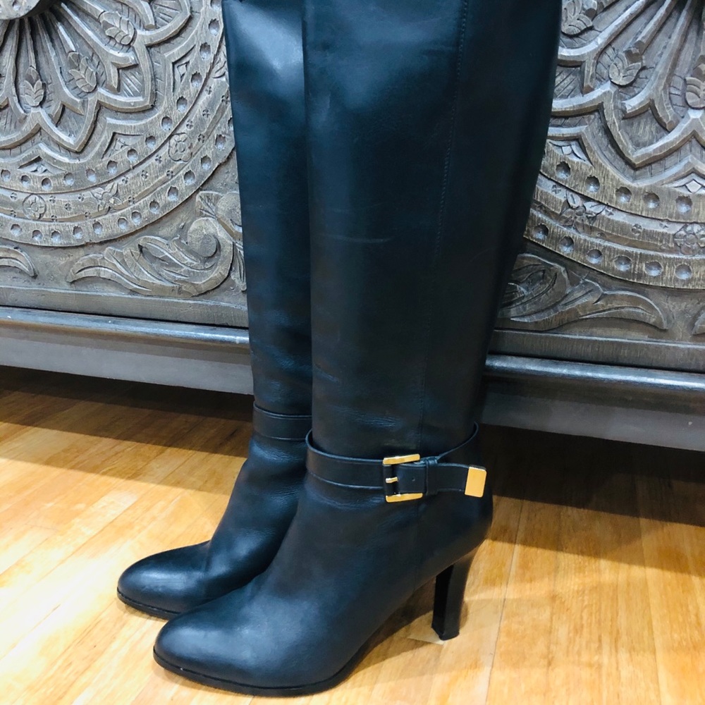 Like New Tall Genuine Black Leather Boots 🌺